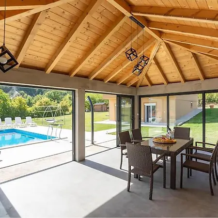 Stunning In With Wifi Semesterbostad Trilj