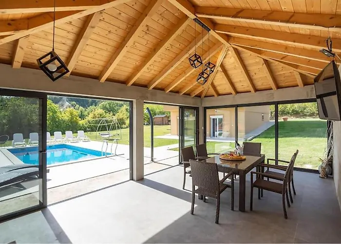 Stunning In With Wifi Semesterbostad Trilj